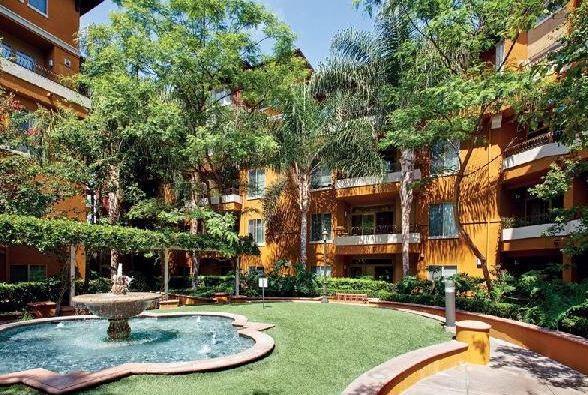 Готель Oakwood At Palazzo East Лос-Анджелес Екстер'єр фото